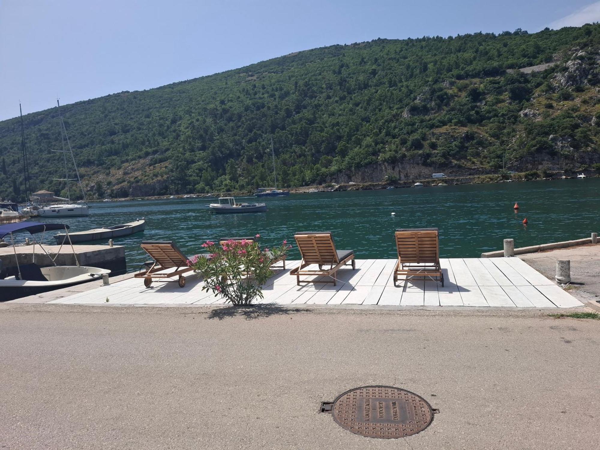 Monkovic *